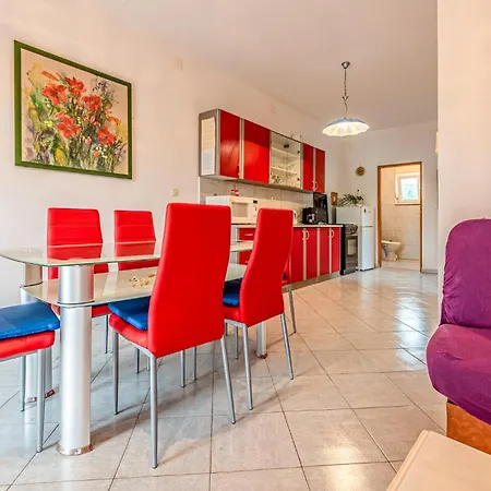 Two-bedroom In Apartment *