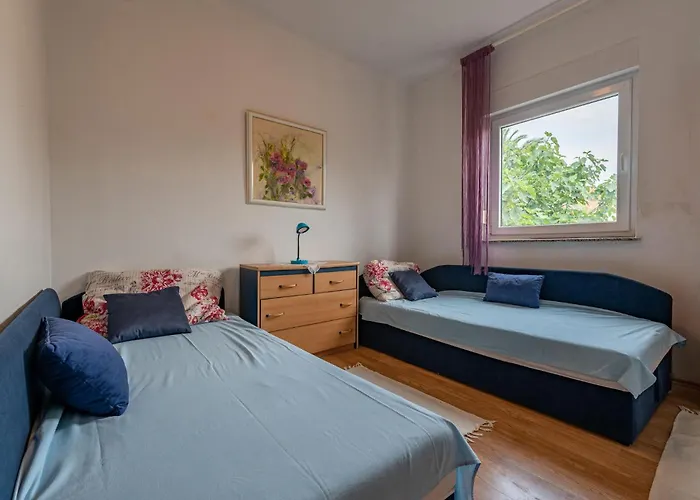 Appartement Two-bedroom In Vir