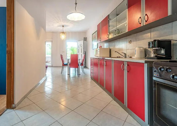 Two-bedroom In Vir